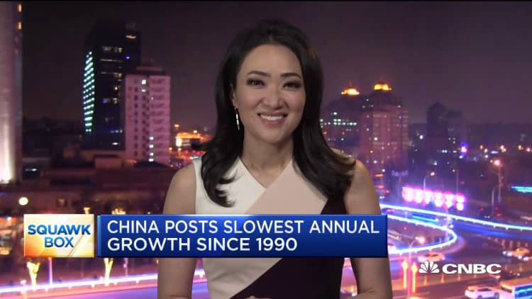 China posts slowest annual growth since 1990