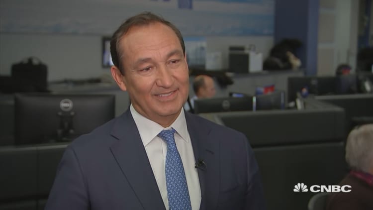 United CEO Oscar Munoz on fourth-quarter earnings, the coronavirus in China and more