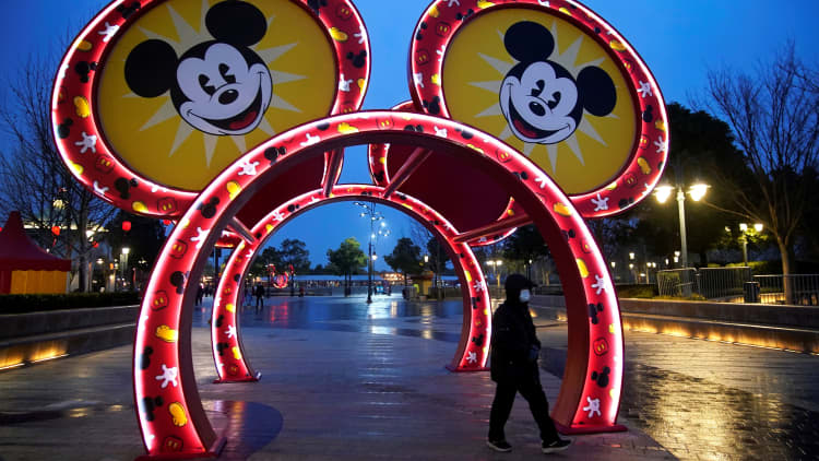Walt Disney misses earnings $0.60 adj. vs. $0.89 estimated