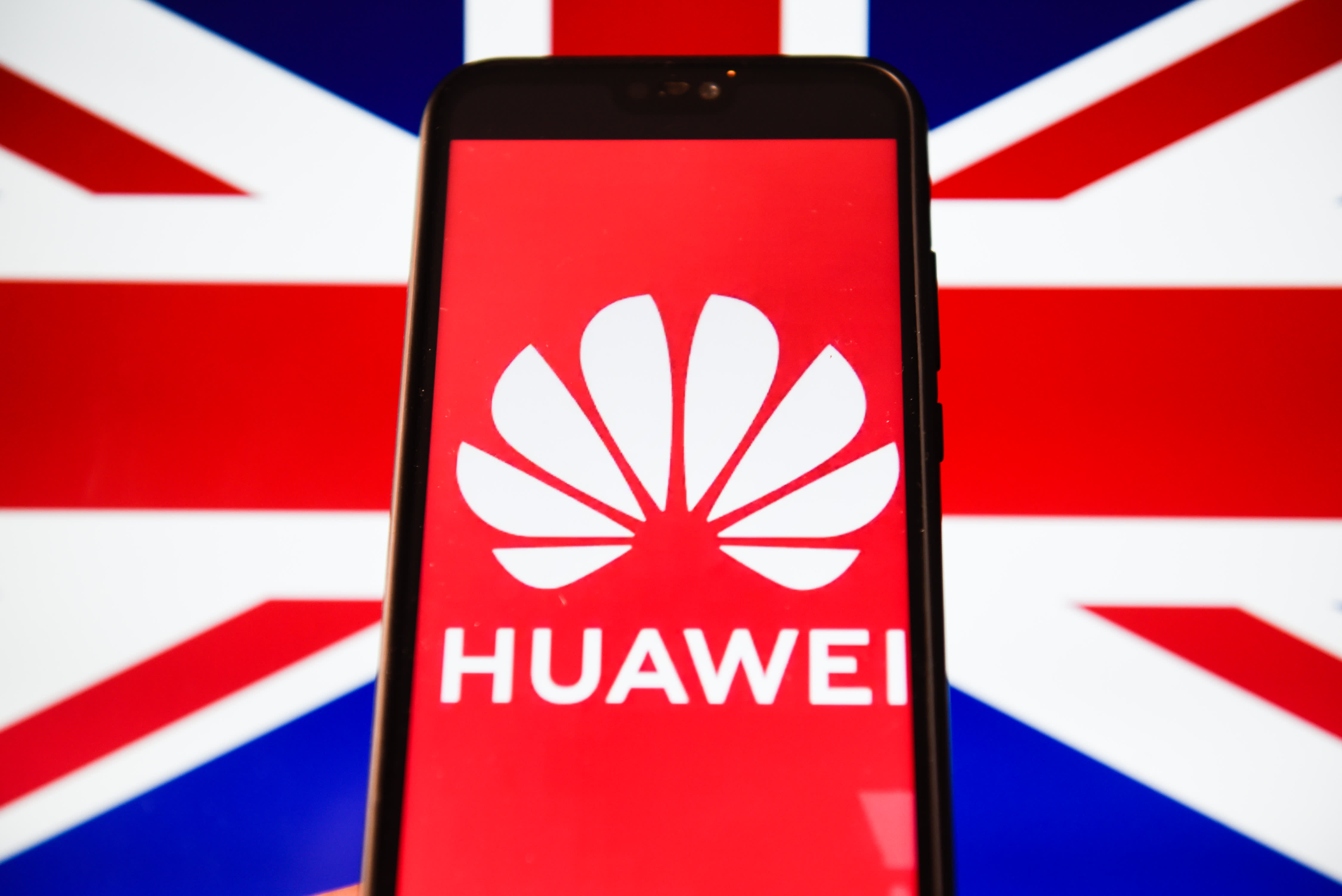 UK to phase out Huawei gear from 5G networks in a major policy U-turn after U.S. sanctions, reports say - CNBC