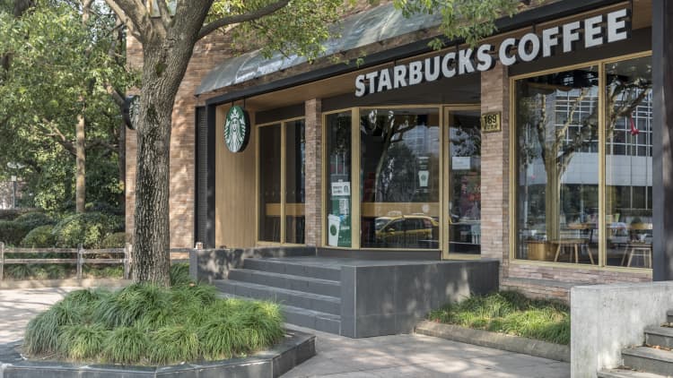 Starbucks takes $3.2 billion loss during coronavirus pandemic