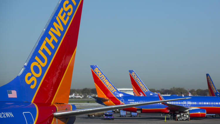 Southwest flew planes with unconfirmed maintenance records, WSJ reports