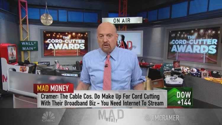 Trade Desk is a 'more enticing' cord-cutting play than Roku, Jim Cramer says