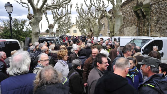 Richerenches truffle market.