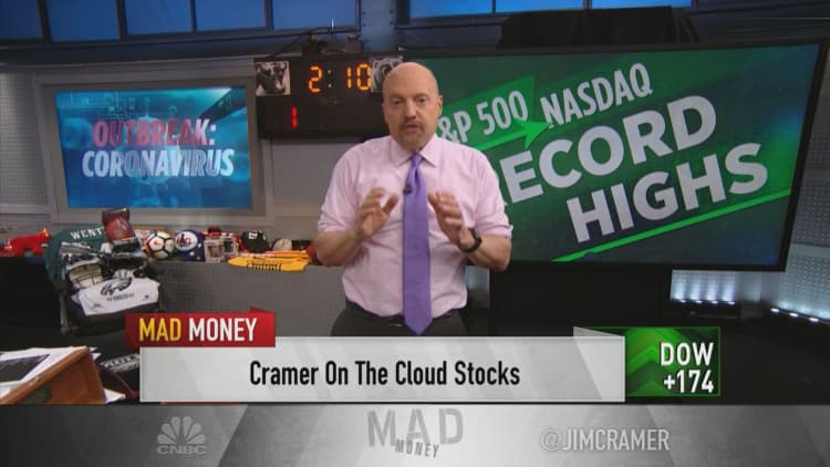 Money managers are rotating from cyclical to cloud stocks amid with slowing global growth: Jim Cramer