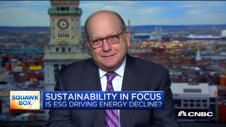 Asset management expert weighs in on ESG investors divesting from energy stocks