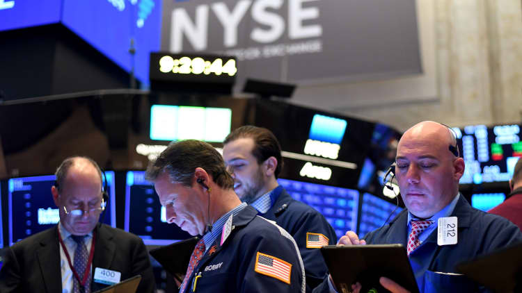 Wall Street set for modestly lower open