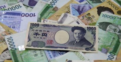 Dollar dented as data disappoints; yen catches a safety bid