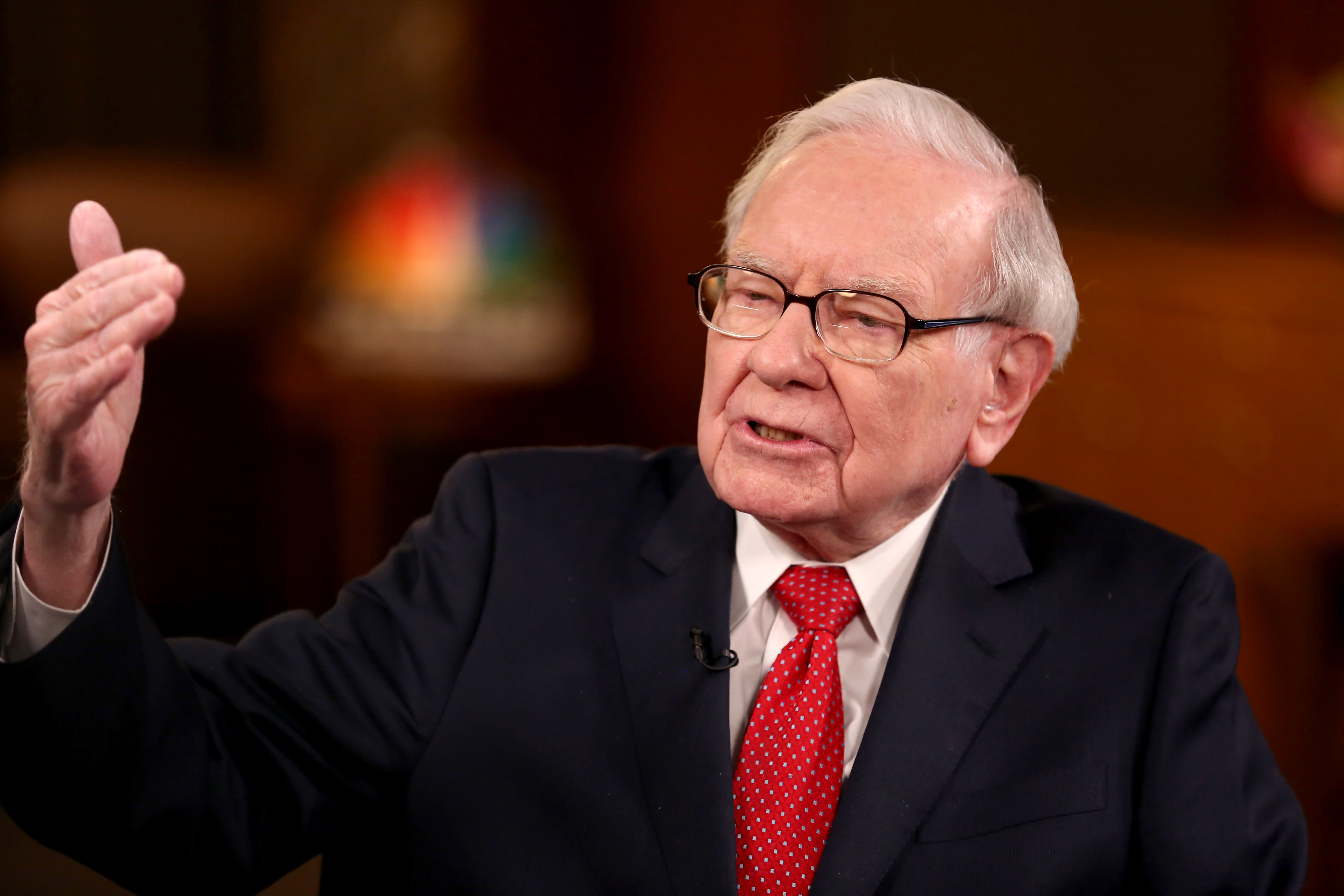 Ezt is megértük: a hét amikor Warren Buffett és Ukrajna egy irányba halad