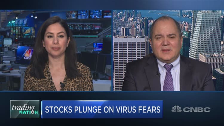 Stocks will fall until the coronavirus outbreak peaks, Oppenheimer's John Stoltzfus warns