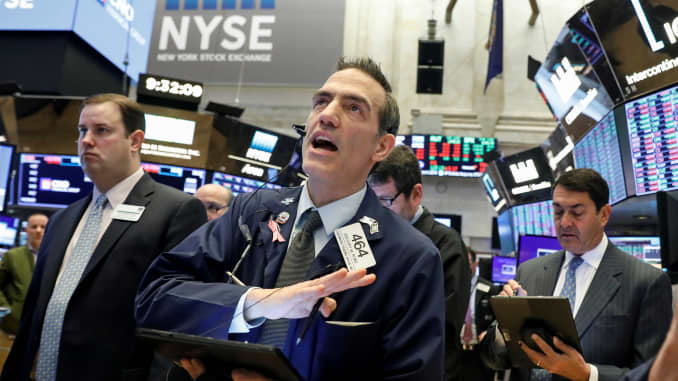 Stock Market Live Wednesday Dow Surges 1 173 Stocks Exit Correction Health Care Names Jump