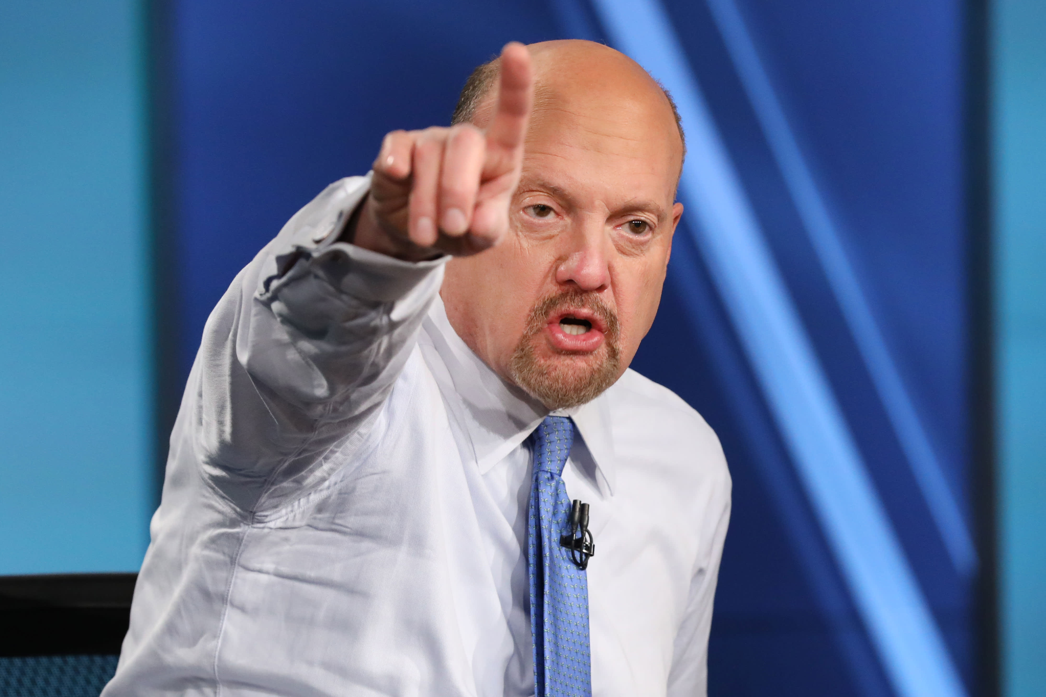 Investing Club: What Jim Cramer is watching Monday — Rate hikes, old tech and Take-Two
