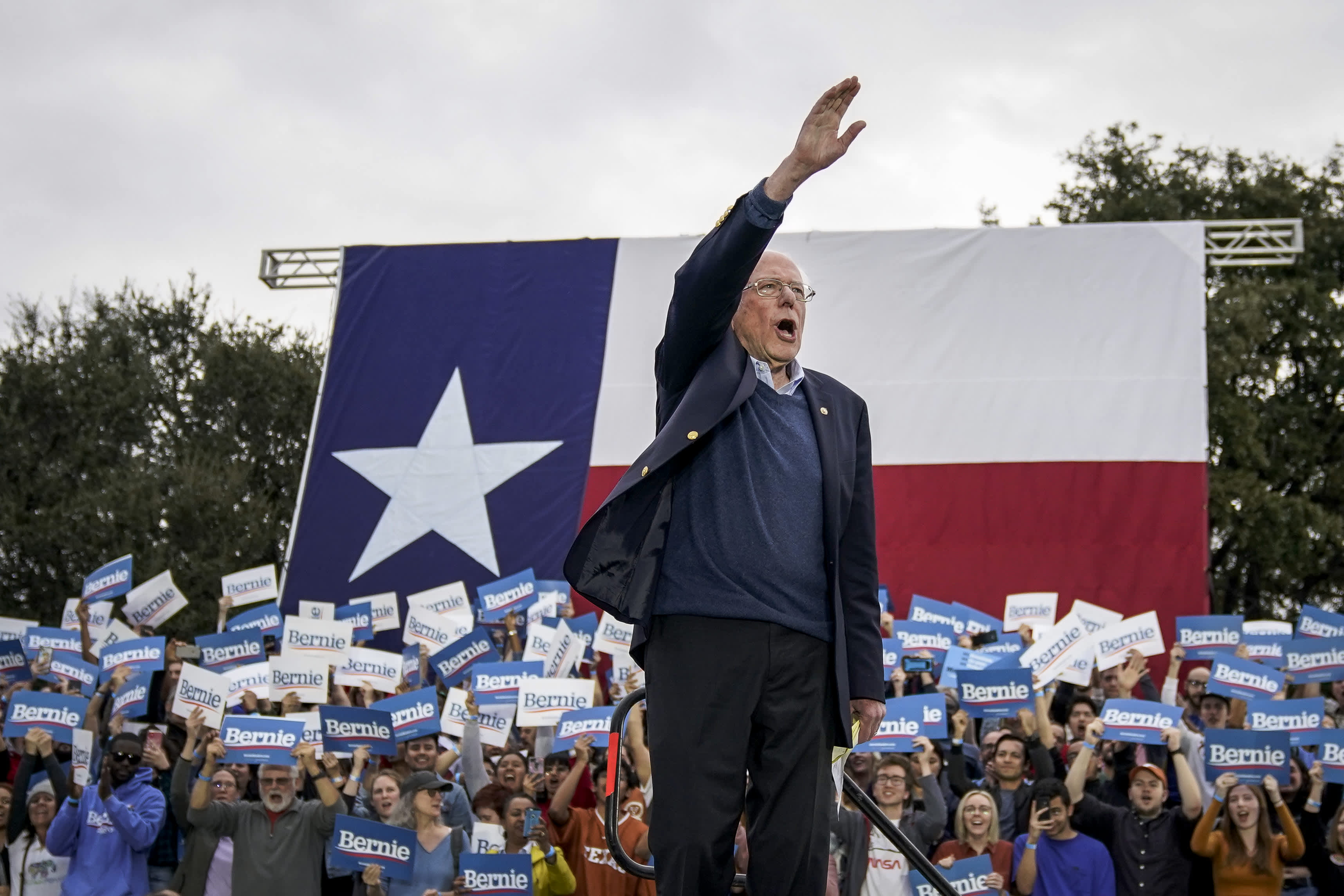 Bernie Sanders leads in Texas, a pivotal Super Tuesday primary, NBC/Marist poll says