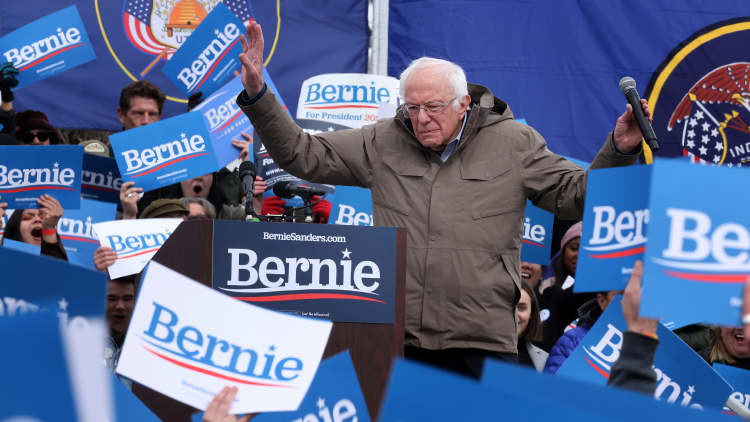 Super Tuesday polls open as Bernie Sanders looks to triumph over Joe Biden