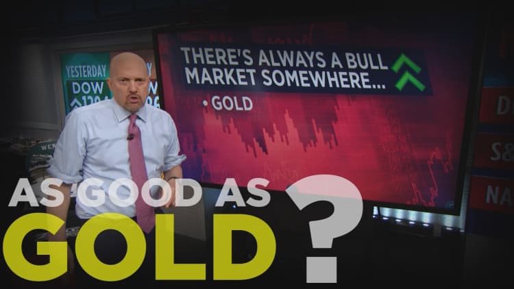 Cramer Remix: Gold is the ideal insurance policy for portfolios