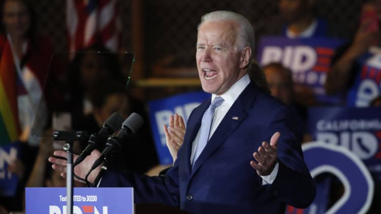 Democratic primary likely favors Joe Biden, says Pimco's Libby Cantrill