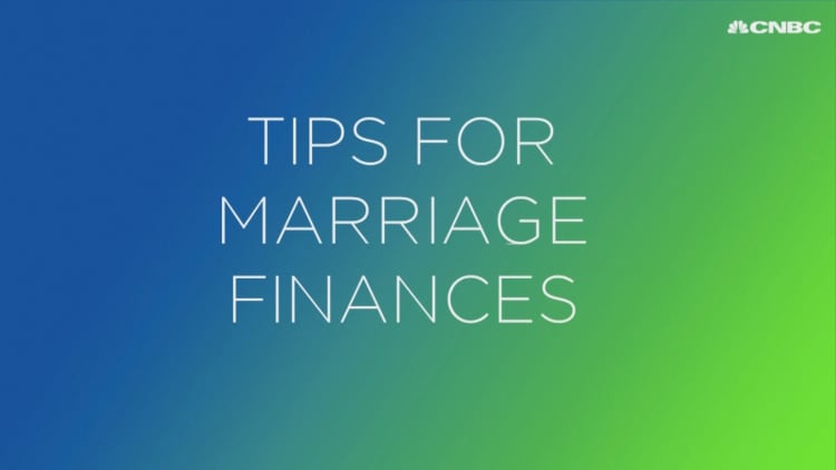 How to balance marriage and finances