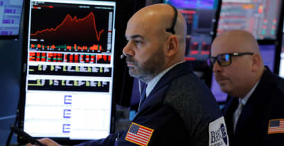 Recession will hit in first half of 2023, the Dow is headed lower: CFO survey