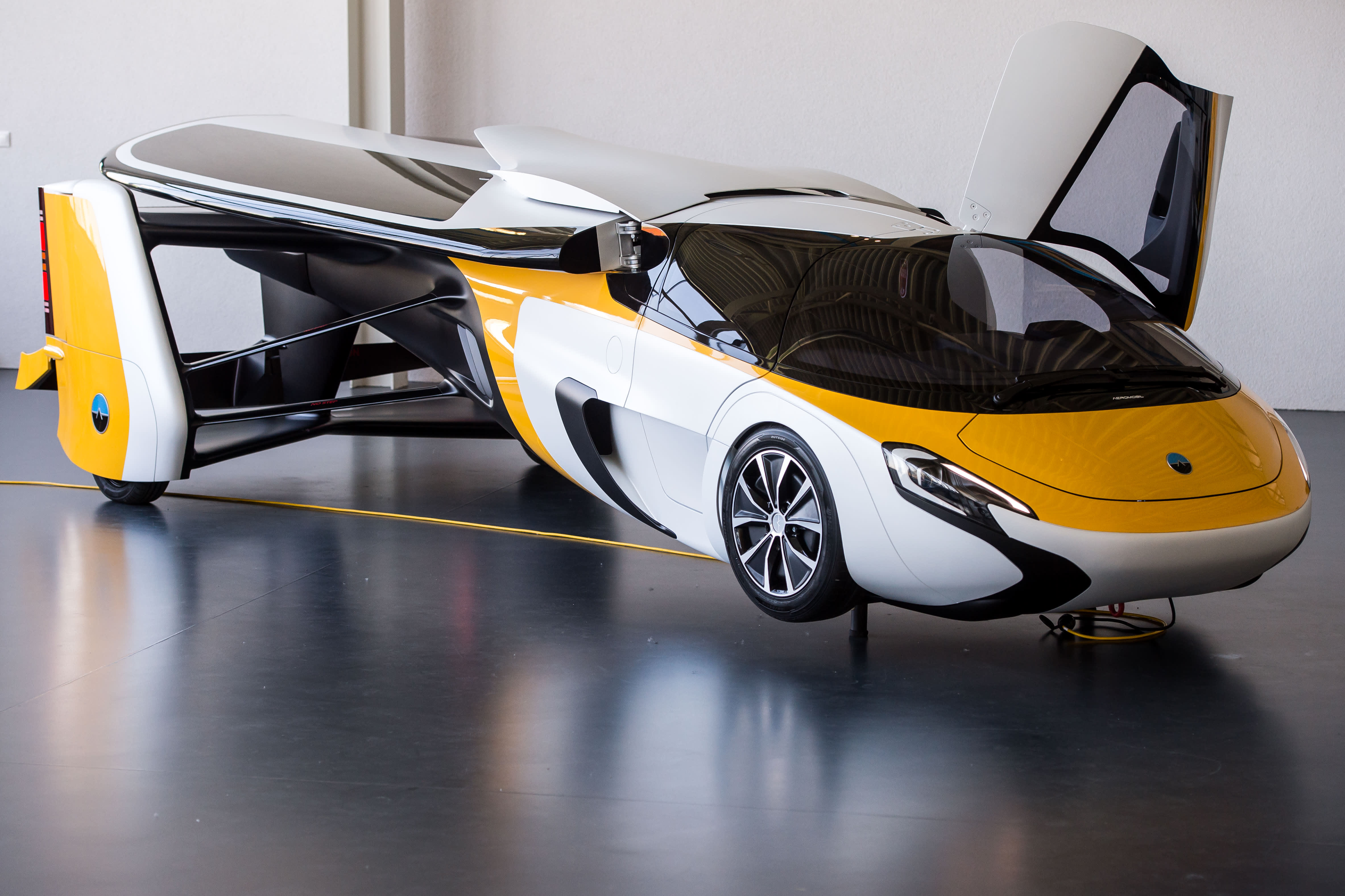 Flying cars in 2024? This tech CEO says it’s commercially possible Auto Recent