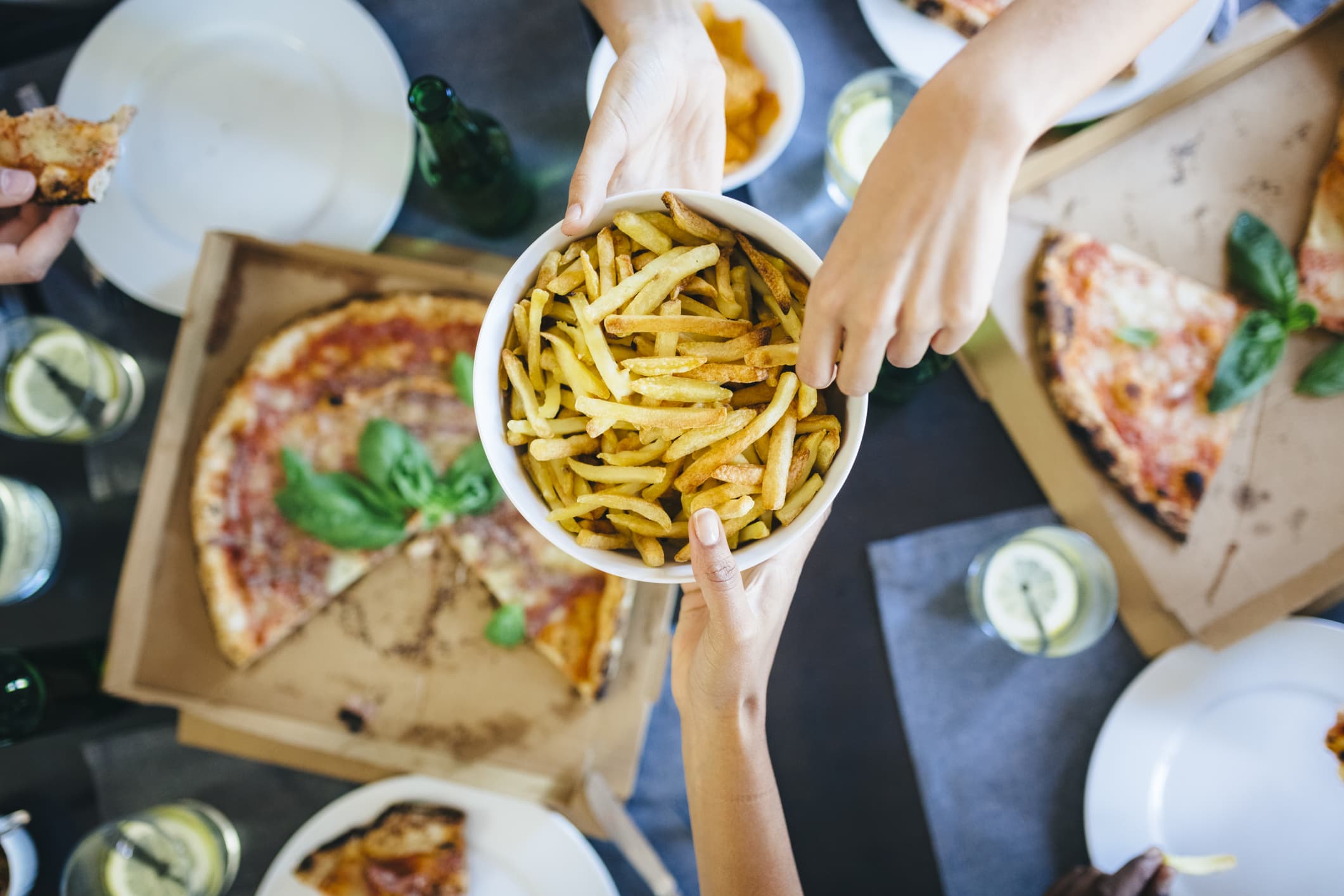 Best Credit Cards for Food Delivery of March 2023