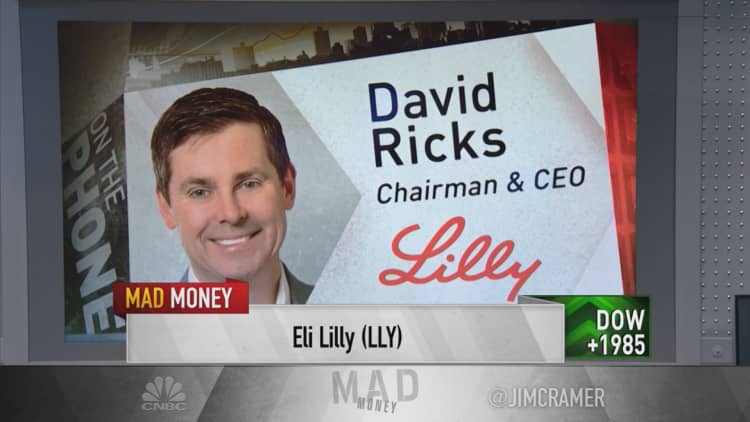 Eli Lilly hopes to start testing coronavirus cure 'this summer,' says CEO