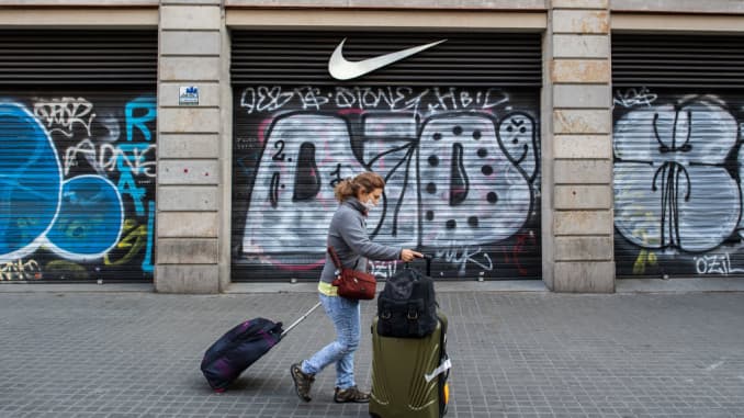 GP: Coronavirus Nike store closed Spain To Impose Nationwide Lockdown To Combat The Coronavirus - 106444550