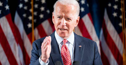 Biden aims to win Florida, Illinois, Arizona primaries amid coronavirus fears
