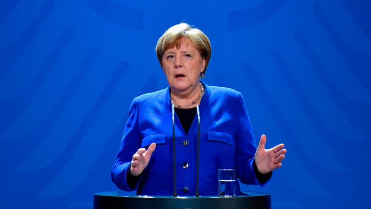 EU to close borders to all external traffic: Merkel