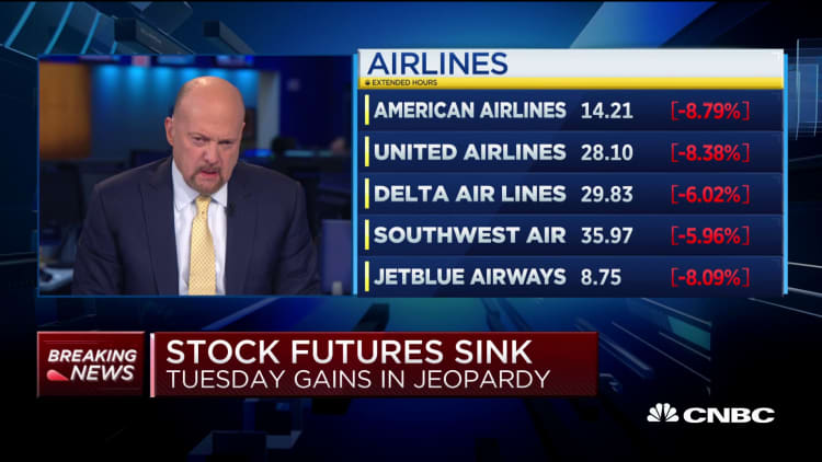 Jim Cramer: Boeing 'will run out of money' if it is not 'saved'