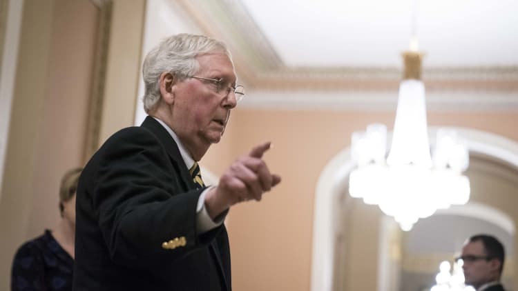 Coronavirus relief bill fails again, McConnell says it could push to Friday