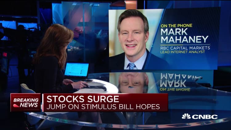 There are few defensive large-cap tech names: RBC's Mark Mahaney