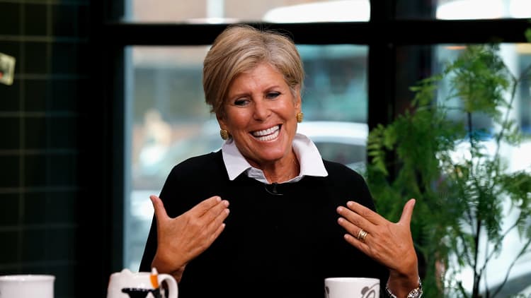 Why Suze Orman says to invest your retirement savings in a Roth 401(k)