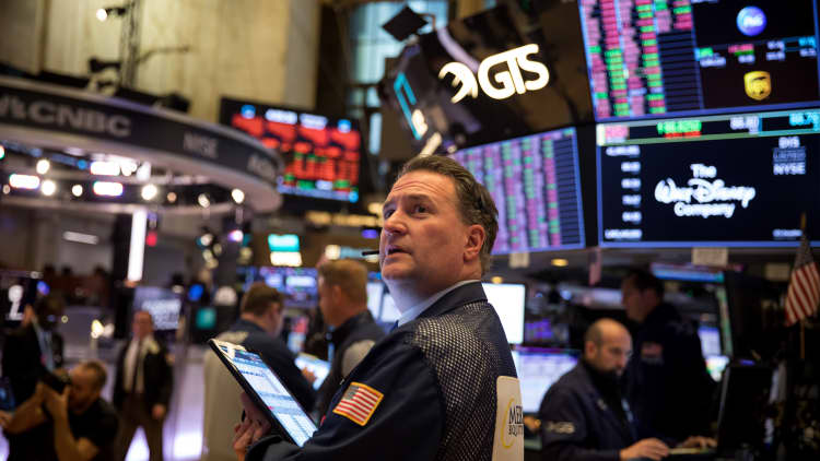 Wall Street points toward lower open following 3-day rally