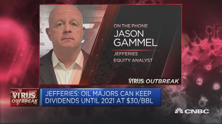 Still plenty of liquidity at oil companies, analyst says
