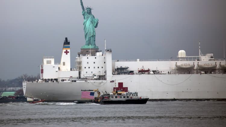 USNS Comfort arrives in Manhattan as makeshift hospitals come to NYC