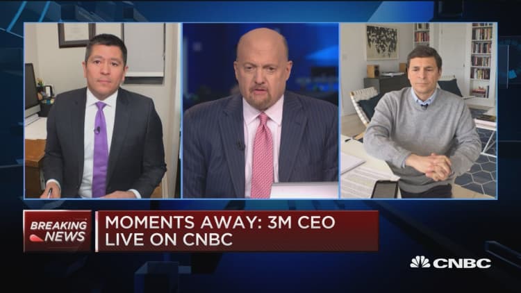 'It's only right'—Jim Cramer says government has to help small business