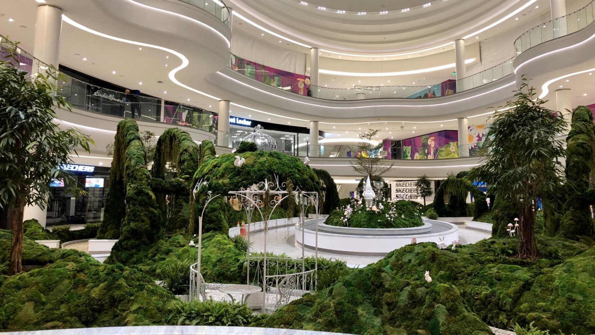 American Dream mall's luxury wing The Avenue is about to open up