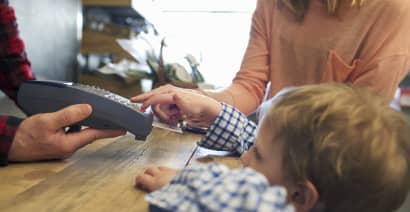 Op-ed: My kids have credit cards and yours should, too