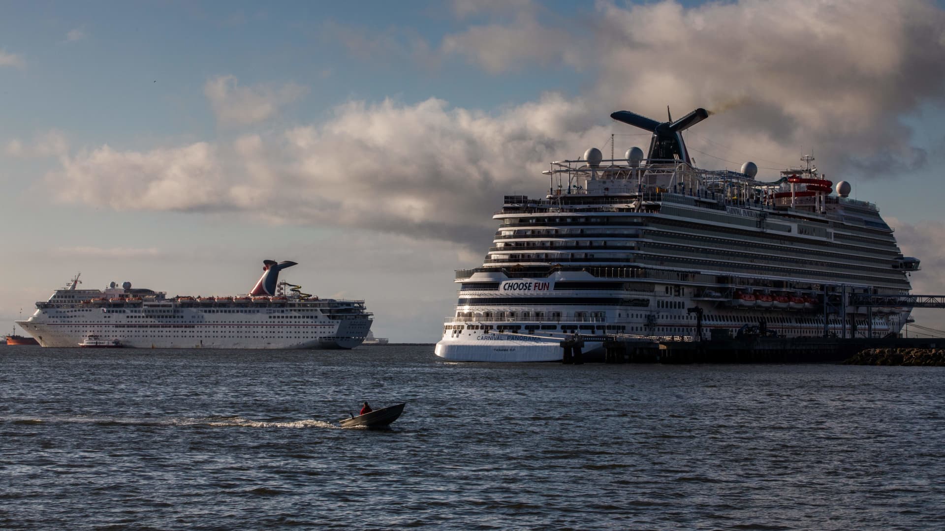 CDC bans U.S. cruises through September, citing 'ongoing' coronavirus outbreaks on ships