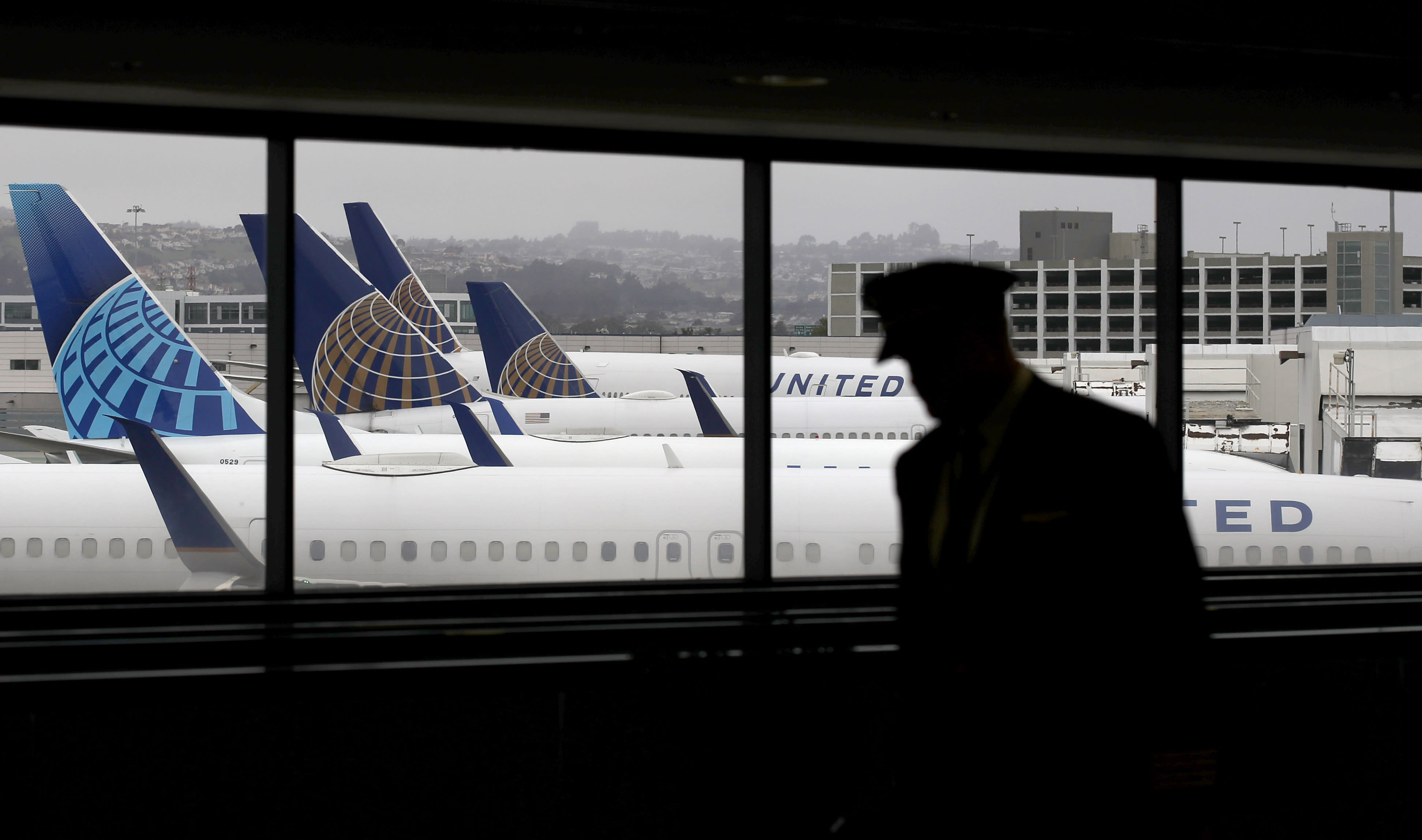 United cuts 13 high-level executives as travel demand 'still a very long way from where it was' - CNBC