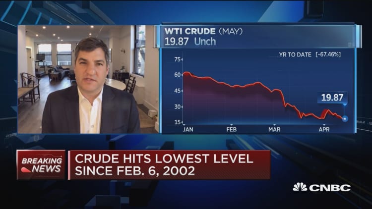 Crude plunges below $20 as demand dries up