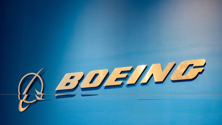 Boeing says it will resume commercial production next week