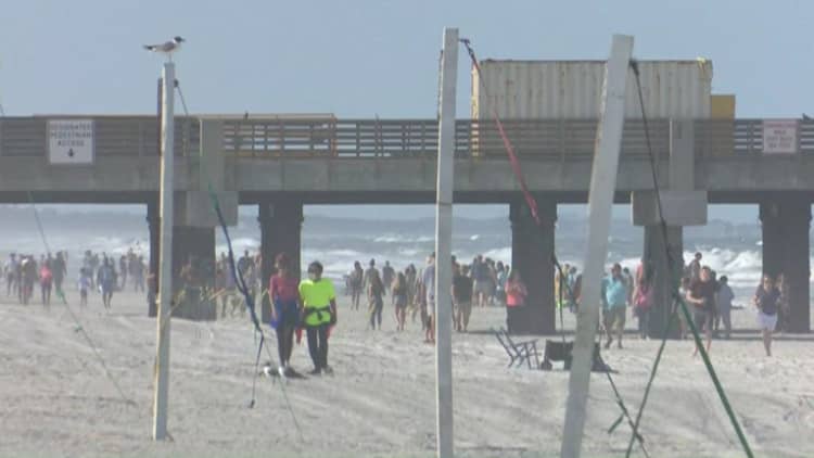 Beaches reopen in Jacksonville, Florida