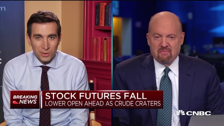 'There really is no place to put the oil'—Jim Cramer on WTI price plummet