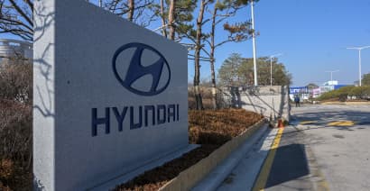 Hyundai Q1 profit tumbles 44% as coronavirus slams car demand