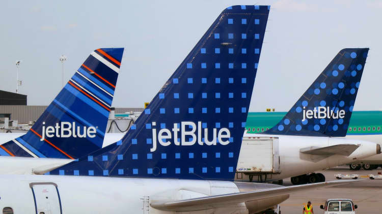 JetBlue CEO expects domestic travel to recover before international