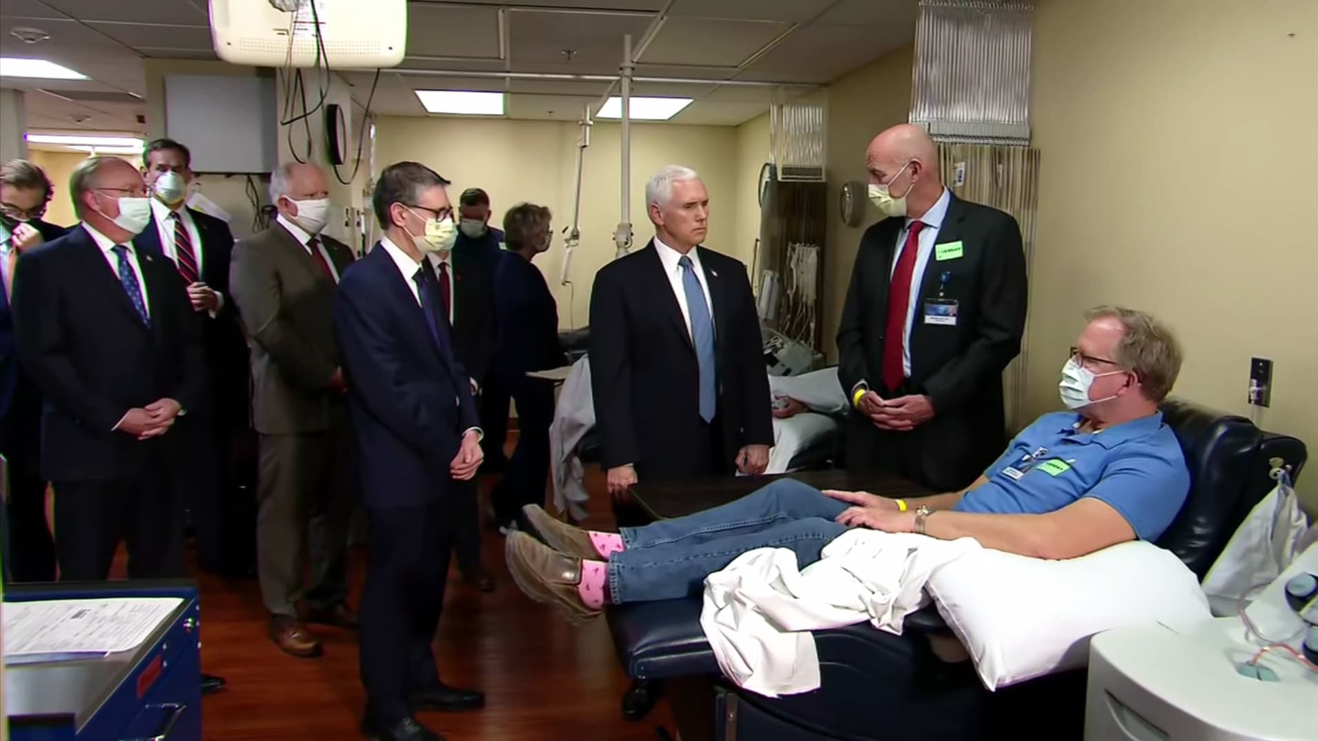 H/O: Mike Pence visits Mayo Clinic 200428