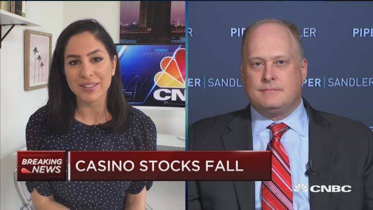 Trading Nation: Casino stocks fall and pros think worst is over