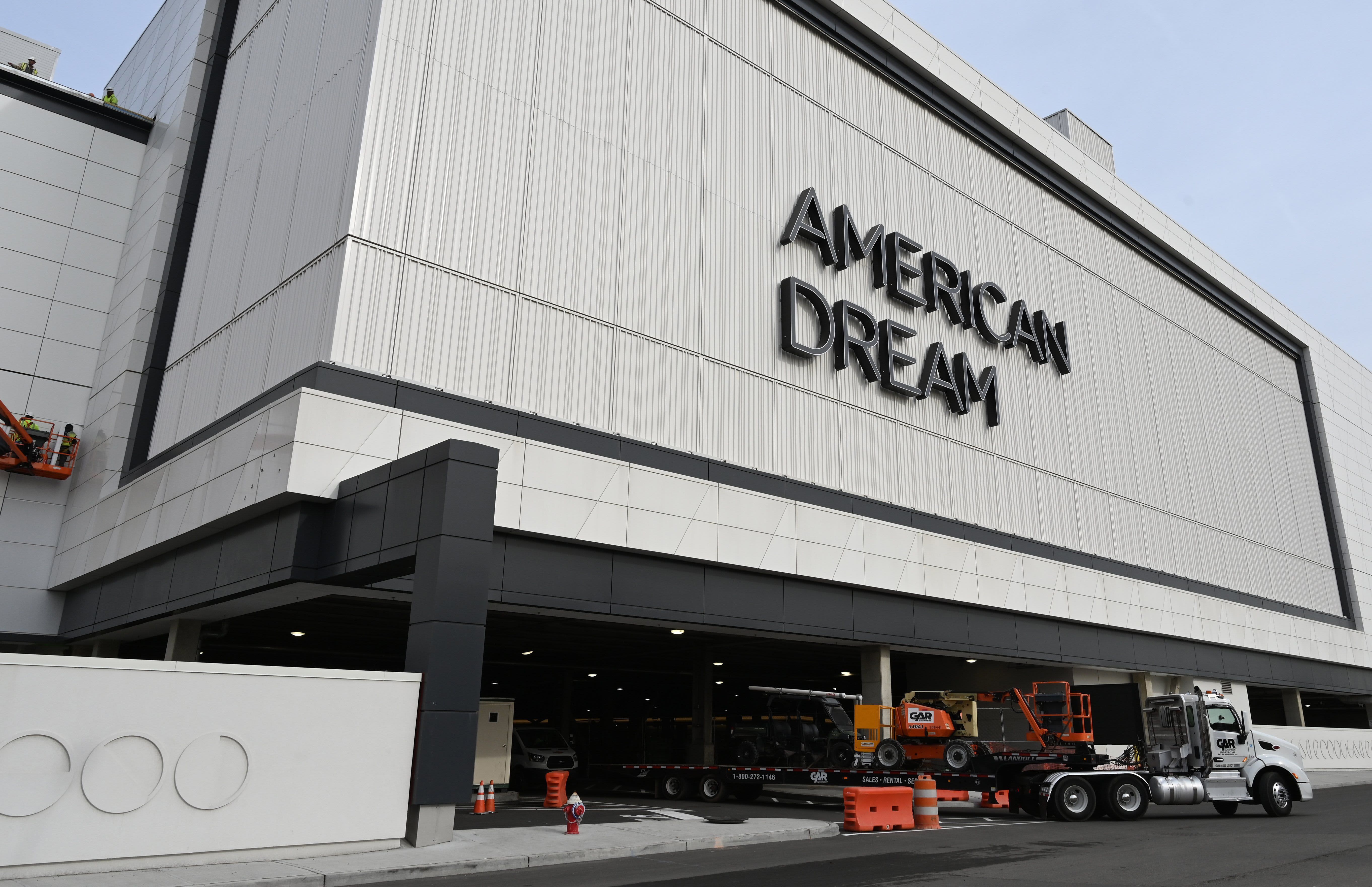 American Dream megamall nearly empties its reserves to make a bond payment