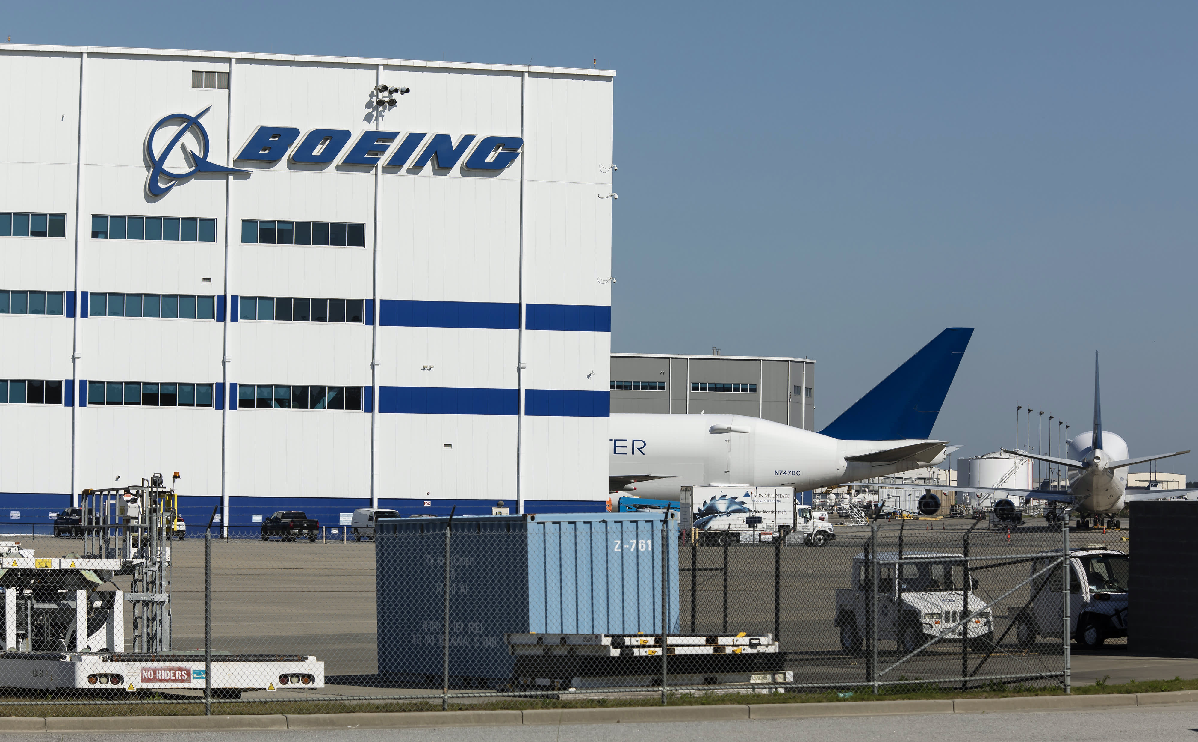 Boeing to consolidate production of Dreamliner in South Carolina as demand drops